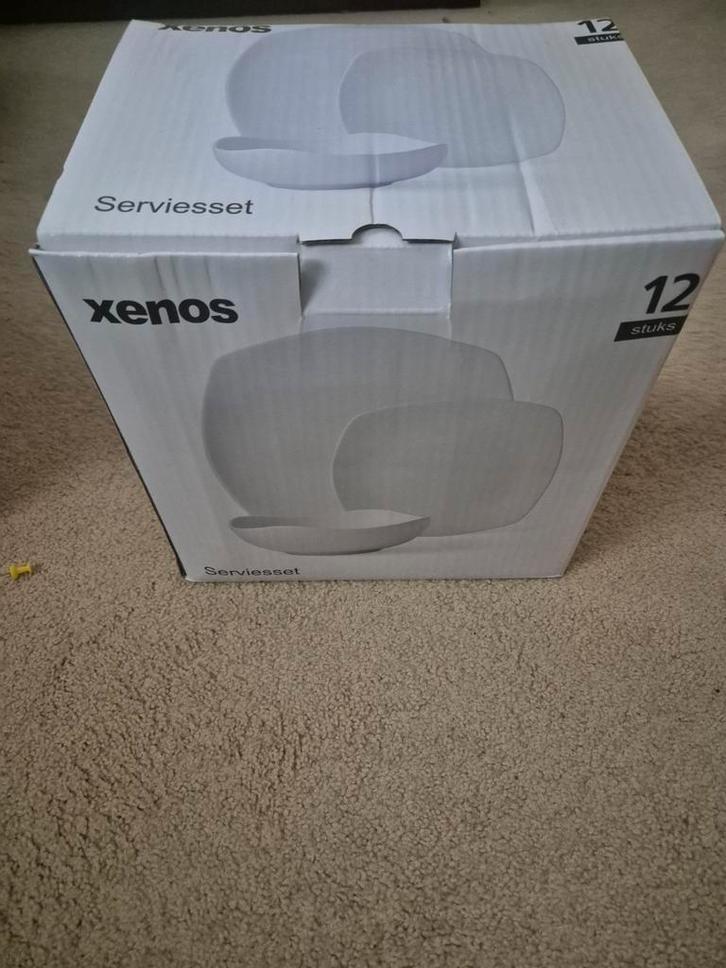 Xenos Servies Set - Nieuw in Doos, Huis en Inrichting, Keuken | Servies, Nieuw, Compleet servies, Effen, Aardewerk, Ophalen
