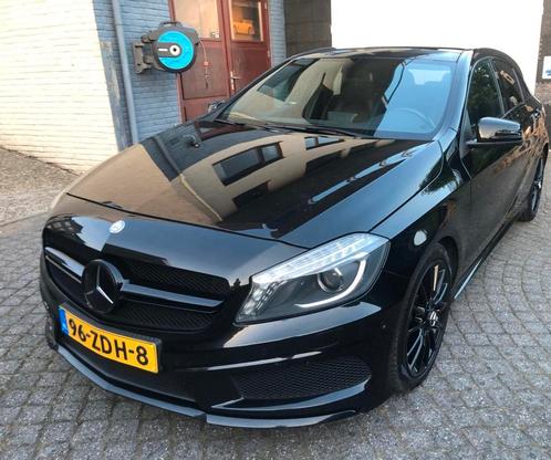 Mercedes-Benz A180 AMG binnen buiten, NAP, open dak, leder, Auto's, Mercedes-Benz, A-Klasse, Airbags, Airconditioning, Bluetooth