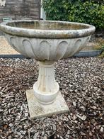 Betonnen grote ronde tuinbak op voet, Ophalen, Gebruikt, Rond, Beton