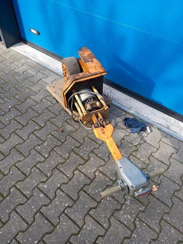 24V DC Motor met Aandrijving en Bediening beschikbaar voor biedingen