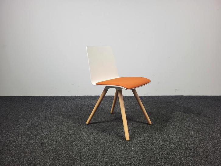 Vepa Pit HF Stoel - Wit / Oranje 24554, Huis en Inrichting, Stoelen, Eén, Overige kleuren, Ophalen