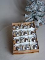 Oude kleine zilveren uni kerstballen, Diversen, Kerst, Ophalen of Verzenden, Gebruikt