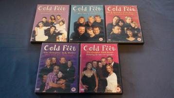 Cold Feet series 1 2 3 4 en 5 Niet Nederlands ondertiteld. beschikbaar voor biedingen
