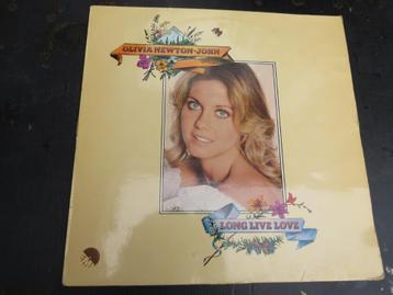 Olivia Newton John beschikbaar voor biedingen
