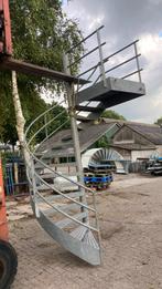 Stalen trap wenteltrap, Doe-het-zelf en Verbouw, Ladders en Trappen, Ophalen of Verzenden, Zo goed als nieuw, 2 tot 4 meter