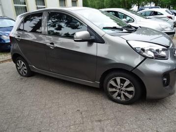 Kia Picanto bj 2016 1.0 benz-gas B3LA  5d voor demontage.