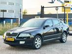 Skoda Octavia 1.9 TDI Elegance/lage km met nap/psensor/airco, Voorwielaandrijving, Parkeersensor, Gebruikt, 4 cilinders