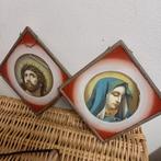 Jezus en Maria in gedecoreerde verzilverde? lijst, Ophalen of Verzenden