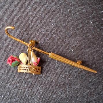 Vintage broche verguld. beschikbaar voor biedingen