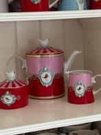 Pip Studio servies Love Birds roze/rood theepot suiker melk, Overige typen, Ophalen of Verzenden, Zo goed als nieuw, Overige stijlen