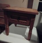 Tafeltje van mexicaans grenen, Ophalen, Gebruikt, 50 tot 100 cm, Tot twee personen