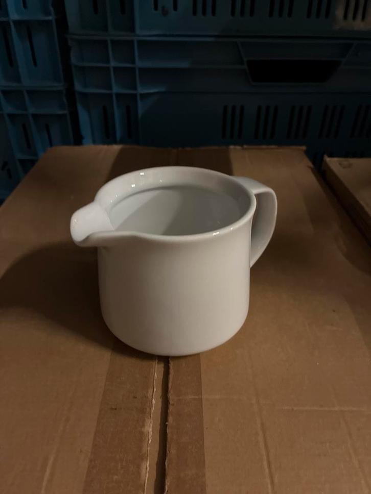 Witte Sauskom / Juskom, Huis en Inrichting, Keuken | Servies, Zo goed als nieuw, Kom(men), Effen, Keramiek, Ophalen