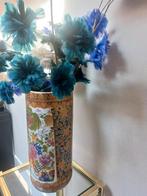 Kleurrijke Chinese Vaas – Hoog Model
Met  DK verenbloemen, Ophalen