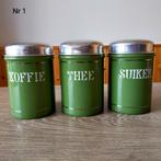 EMAILLE RESEDA GROENE BUSSENSET MET GOUDEN BIES VAN BK., Antiek en Kunst, Ophalen of Verzenden