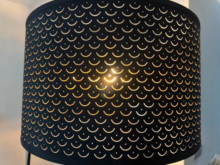 **KOOP NU** Matzwart booglamp incl. Ikea Nymö lampenkap TEAB, Huis en Inrichting, Lampen | Vloerlampen, Gebruikt, 150 tot 200 cm