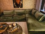 Mooie Velvet / groene hoekbank  ,, zo snel mogelijk ophalen, Huis en Inrichting, Banken | Bankstellen, Ophalen of Verzenden, Zo goed als nieuw