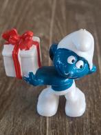 Lolsmurf met cadeau, Verzamelen, Smurfen, Ophalen of Verzenden, Zo goed als nieuw, Lolsmurf, Poppetje, Figuurtje of Knuffel