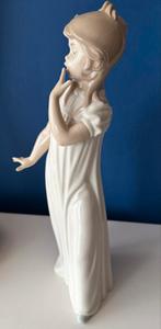 Nao by Lladro porseleinen beeld, Antiek en Kunst, Ophalen of Verzenden