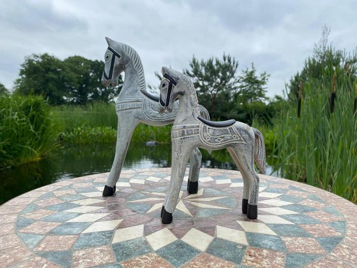 Houten Paardenbeeldjes Set - Handgesneden Decoratie Beelden, Antiek en Kunst, Kunst | Beelden en Houtsnijwerken, Ophalen of Verzenden