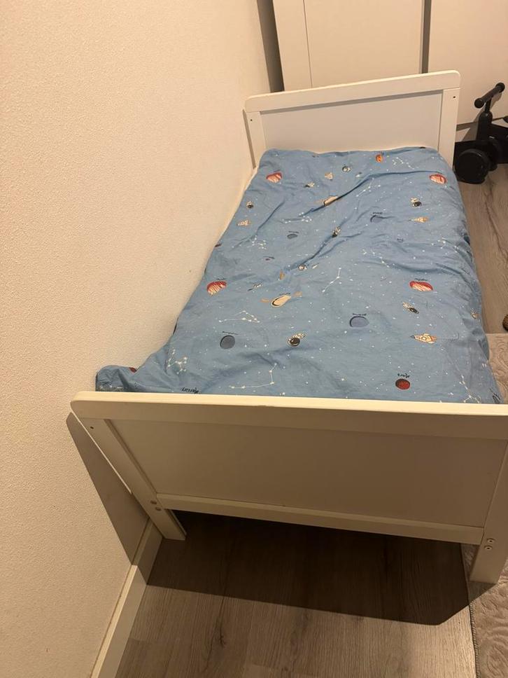 Bed, Kinderen en Baby's, Kinderkamer | Bedden, Minder dan 140 cm, 70 tot 85 cm, Matras, Ophalen