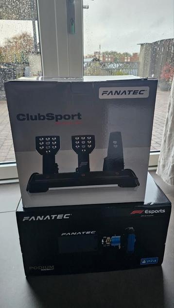 Fanatec podium racing wheel + clubsport pedals V3 beschikbaar voor biedingen