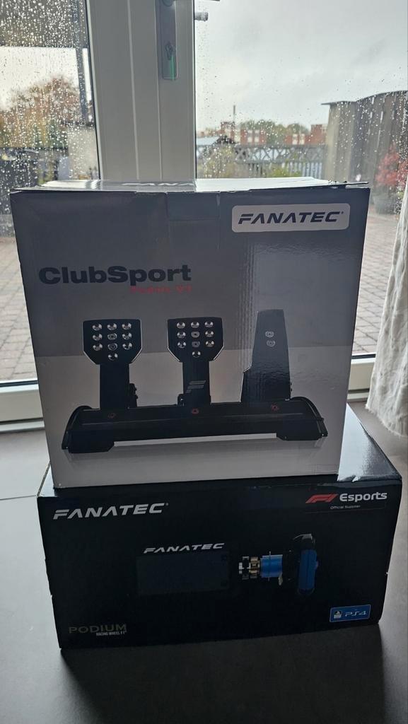 Fanatec podium racing wheel + clubsport pedals V3, Spelcomputers en Games, Spelcomputers | Sony PlayStation Consoles | Accessoires