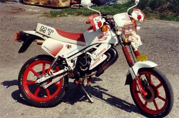 Honda MT,MB,MTX,MBX zadeldekjes + stickers + ed beschikbaar voor biedingen
