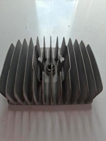 50 cc zundapp cylinder kop en 70 cc zuiger beschikbaar voor biedingen