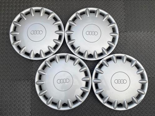 Set originele Audi A2, A3, A4 en A80 wieldoppen 15 inch, Auto diversen, Wieldoppen, Gebruikt, Ophalen of Verzenden