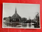 Woubrugge - Ned. Herv. Kerk met Brug, Verzamelen, Ansichtkaarten | Nederland, Ophalen of Verzenden, 1940 tot 1960, Gelopen, Zuid-Holland