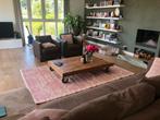 Industriële salontafel op wielen, Ophalen, Zo goed als nieuw, Hout