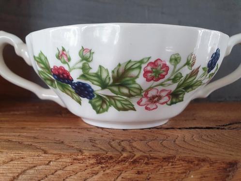 4 mooie soepkommen afbeelding van bramen made in England, Verzamelen, Retro, Huis en Inrichting, Ophalen of Verzenden