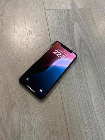 Iphone 11 Pro Gold 256 GB beschikbaar voor biedingen