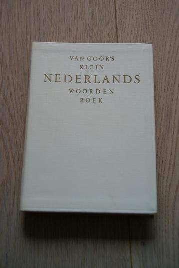 Te koop: Van Goors klein Nederlands woordenboek uit 1969 beschikbaar voor biedingen