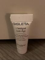 Sisleya creme eye and lip contour cream 2 ml, Sieraden, Tassen en Uiterlijk, Uiterlijk | Gezichtsverzorging, Ophalen of Verzenden