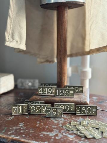 Vintage / Etalage prijsbordjes beschikbaar voor biedingen