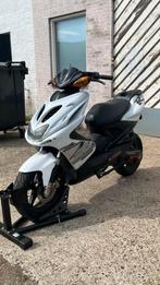 Yamaha Aerox 50cc, Fietsen en Brommers, Ophalen, Tweetakt, Gebruikt, Aerox
