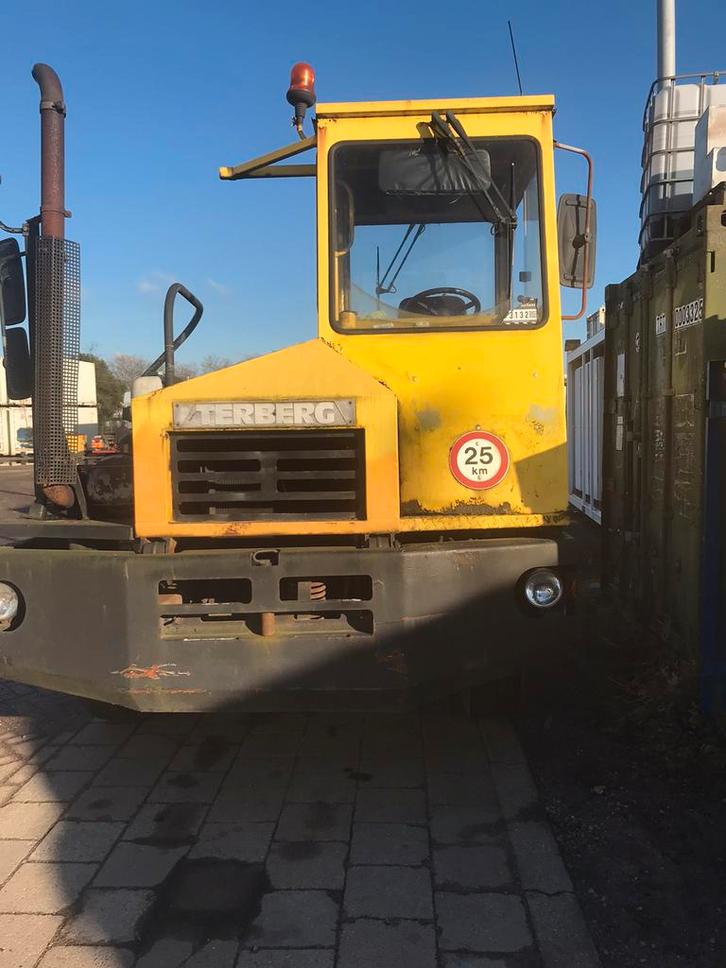 Terminal trekker Terborg, Auto's, Vrachtwagens, Bedrijf, Ophalen