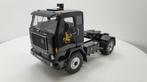 MCG Volvo F88 John Player Special zwart 1:18, Hobby en Vrije tijd, Modelauto's | 1:18, Ophalen of Verzenden, Nieuw, Auto, Overige merken