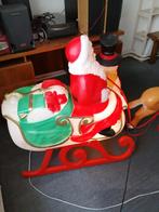 Kerstman op arreslee leuke tuinverlichting, Ophalen of Verzenden, Gebruikt