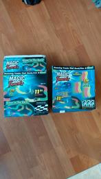 Magic Tracks Glow in the dark racebaan 2x 220 + uitbreiding, Ophalen of Verzenden, Zo goed als nieuw