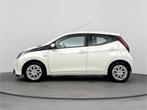 Toyota Aygo 1.0 VVT-i X-Nav | Navigatie | NL-Auto |, Auto's, Toyota, Voorwielaandrijving, 12 maanden, Gebruikt, 4 stoelen