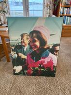 Canvas Foto Jackie Kennedy met Bloemen, Ophalen