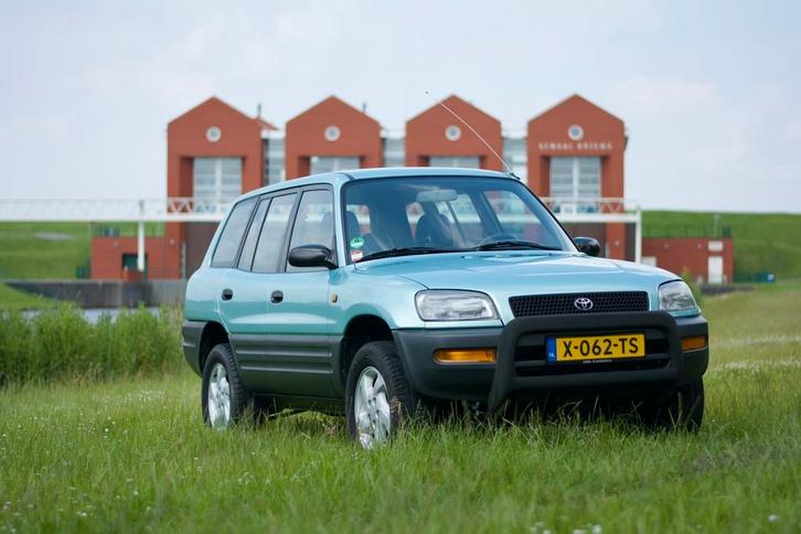 Toyota RAV4 - 5-deurs Wagon - 4x4/ AIRCO - Nieuwe APK, Auto's, Toyota, Particulier, Benzine, Hatchback, Geïmporteerd, Groen, Ophalen