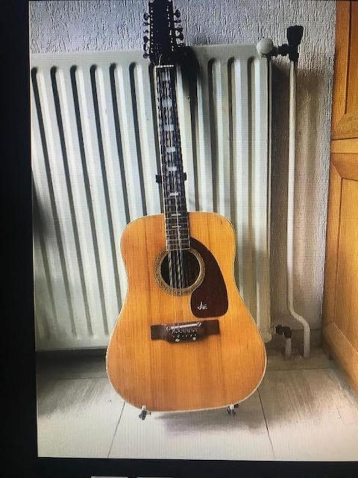 Suzuki Takeharu WT-150  vintage 12sn  1975(beschadigd), Muziek en Instrumenten, Snaarinstrumenten | Gitaren | Akoestisch, Gebruikt