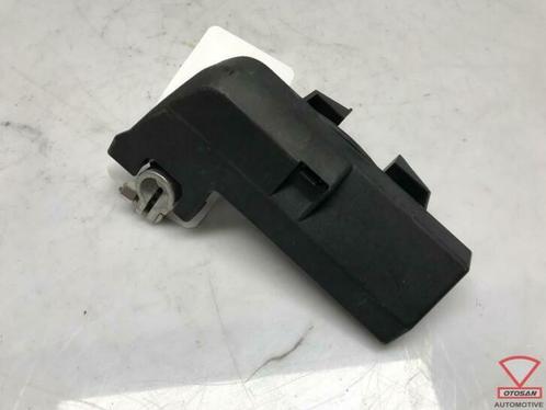 audi vw vag accupool kle relais houder 8j0915459, Auto-onderdelen, Accu's en Toebehoren, Audi, Gebruikt, Ophalen of Verzenden