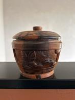 Houten potje met Deksel - Handwerk uit Madagaskar, Gebruikt, Schaal, Rond, Ophalen of Verzenden