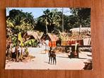Suriname. Boslanddorp., Verzamelen, Ansichtkaarten | Buitenland, Ophalen of Verzenden, 1960 tot 1980, Ongelopen, Buiten Europa