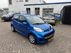 Peugeot 107 1.0-12V Urban Move, Voorwielaandrijving, Stof, Gebruikt, 68 pk