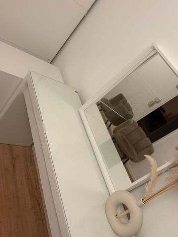 IKEA MALM Make-up Tafel met Spiegel - afbeelding 2